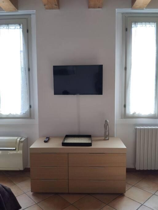 Casa Annais In Zona Ospedale, Autodromo, Parco Appartement Monza Buitenkant foto